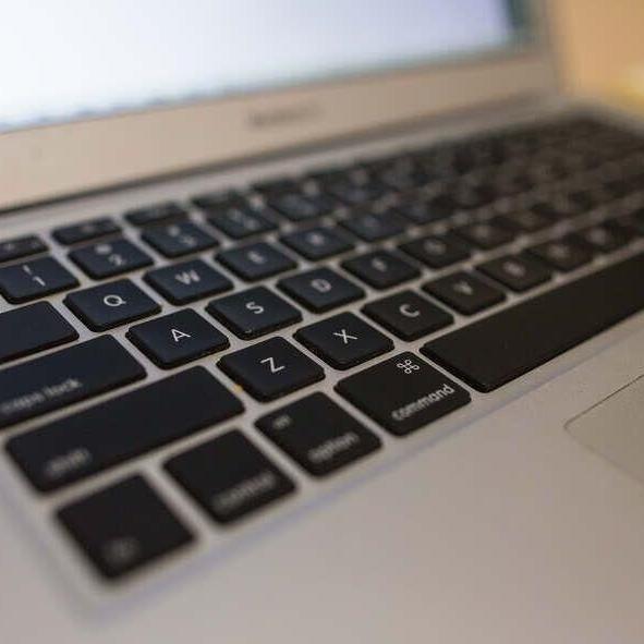 Laptop computer (generic)